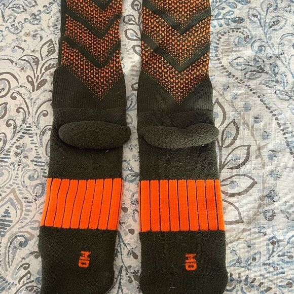 Under Armour Men's Black and Orange Socks - Picture 2 of 3